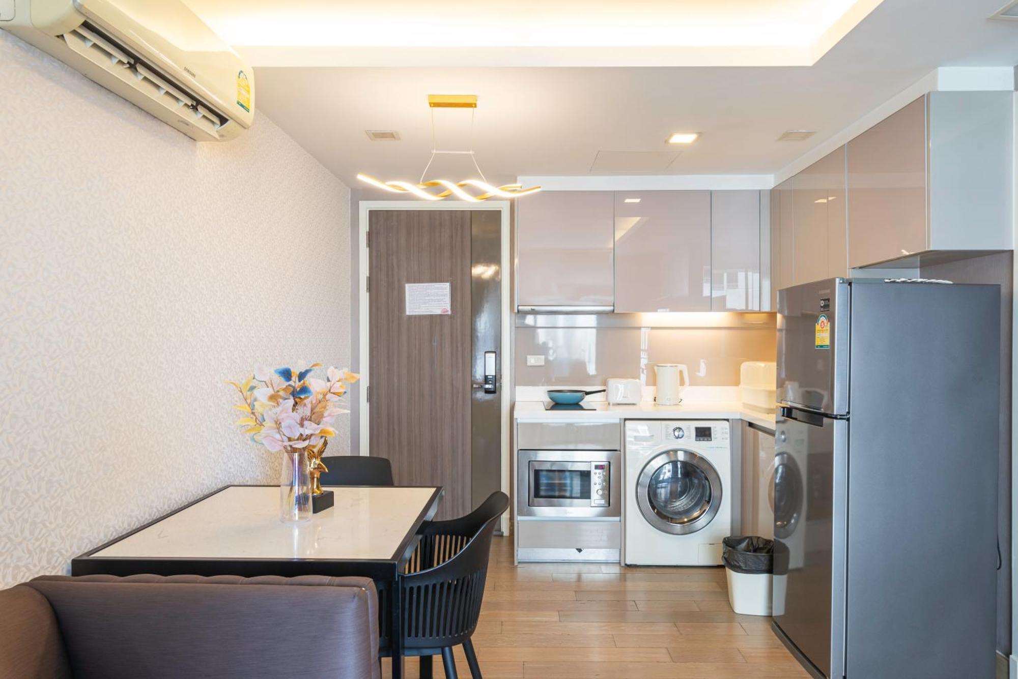 अपार्टमेंट Dazzle Sukhumvit 7 By Lefoyer Bangkok